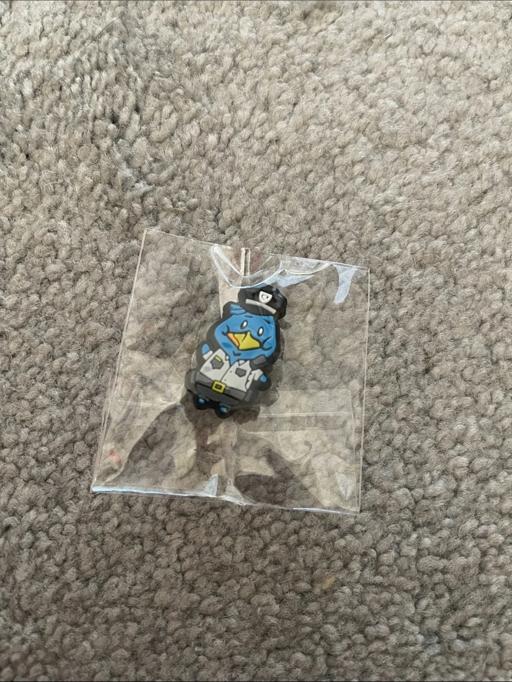 Bird officer jibbitz (1 count, new)